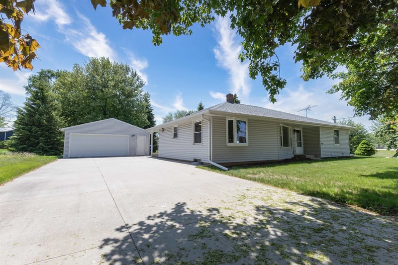 W2081 County Road S, Freedom, WI 54130