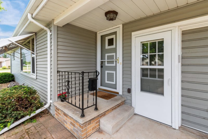 288 Forkin St, Menasha, WI 54952