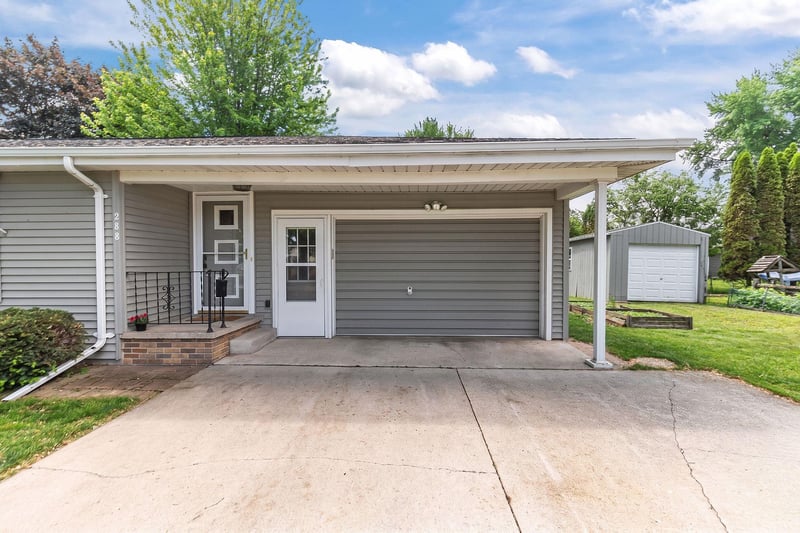 288 Forkin St, Menasha, WI 54952