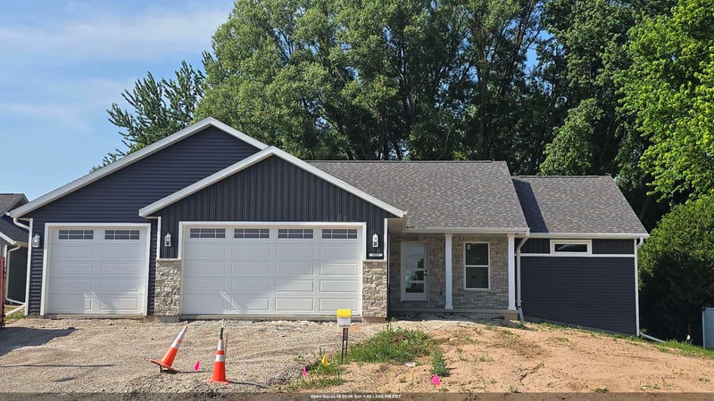 N3997 Wettering Way, Kaukauna, WI 54130