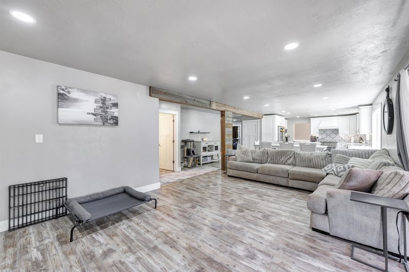 2004 Ledgeview Rd, De Pere, WI 54115