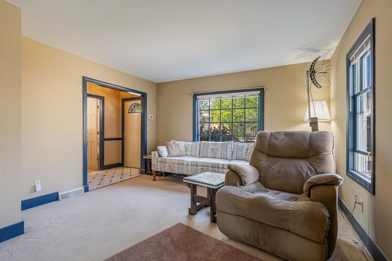 628 Roosevelt St, Neenah, WI 54956