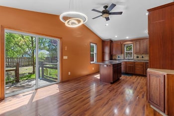2110 Center St, Green Bay, WI 54304-4914