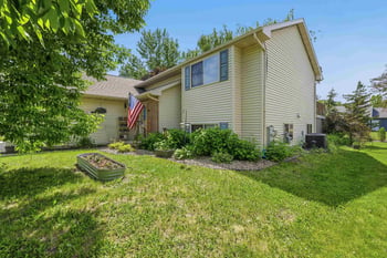 45 Jacob Ave, Oshkosh, WI 54902