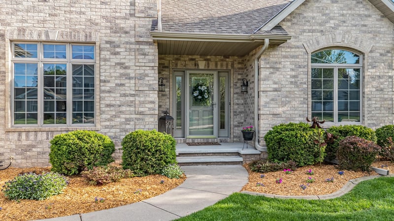 309 Stratford Ln, Appleton, WI 54913