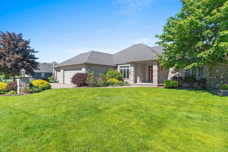 3399 Sonata Dr, Green Bay, WI 54311