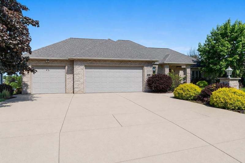 3399 Sonata Dr, Green Bay, WI 54311