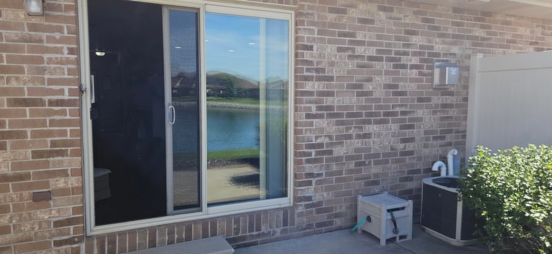 1249 Pond View Cir, De Pere, WI 54115