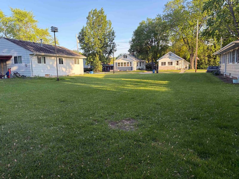 Tyler Ave, Oshkosh, WI 54902-3465