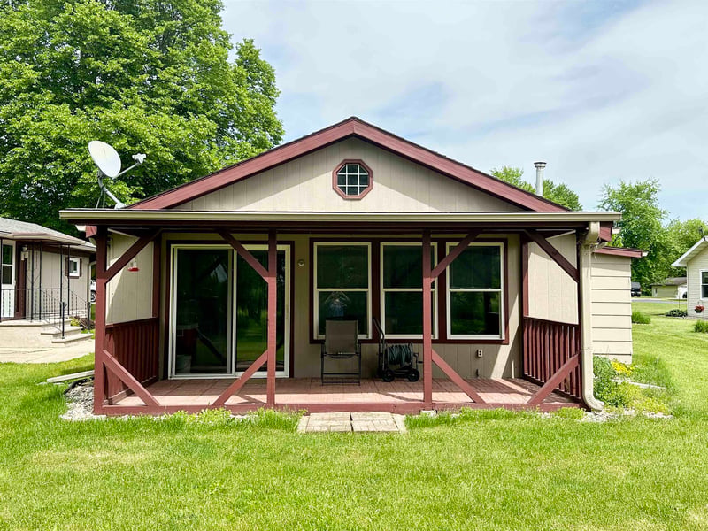 4631 Melody Ln, Oshkosh, WI 54904