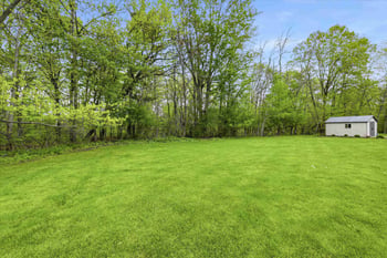 3296 Pioneer Dr, Green Bay, WI 54313