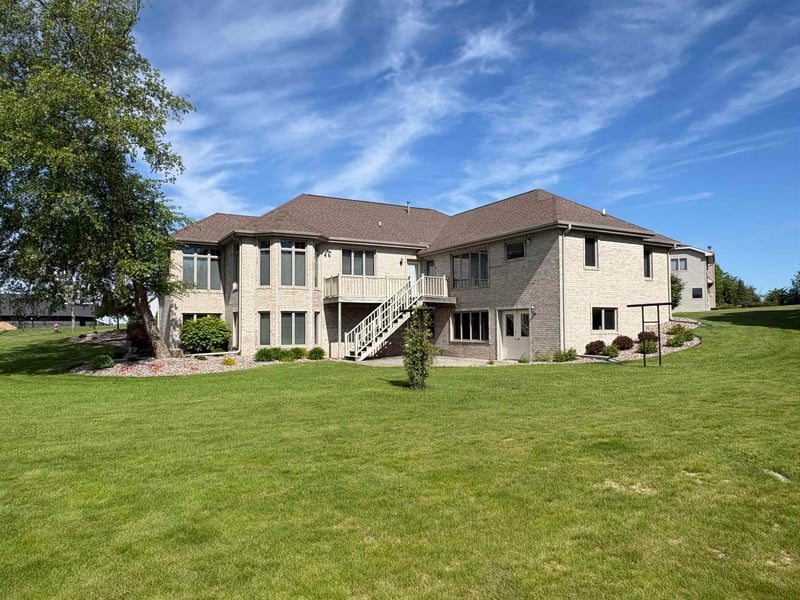 115 Sunrise Ct, Bonduel, WI 54107