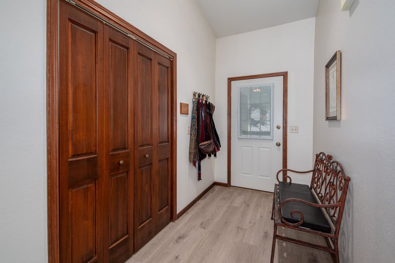 485 Packer Ave, Oshkosh, WI 54901-1585