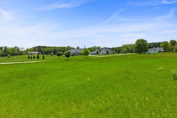 3610 Sawmill Ct, Green Bay, WI 54313
