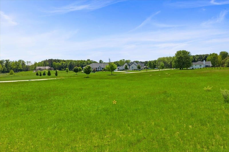 3610 Sawmill Ct, Green Bay, WI 54313