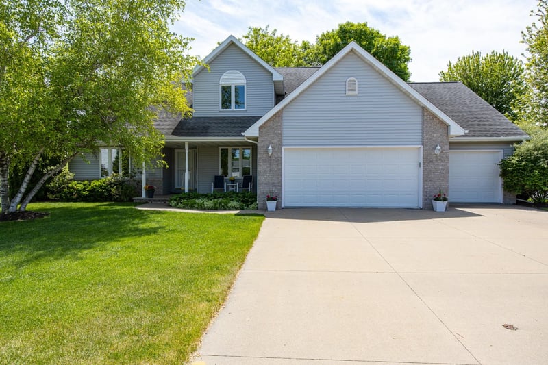 W4707 Nature Ct, Sherwood, WI 54169