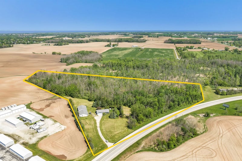 5397 Algoma Rd, New Franken, WI 54229