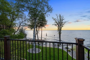 5035 Edgewater Beach Rd, Green Bay, WI 54311-9732