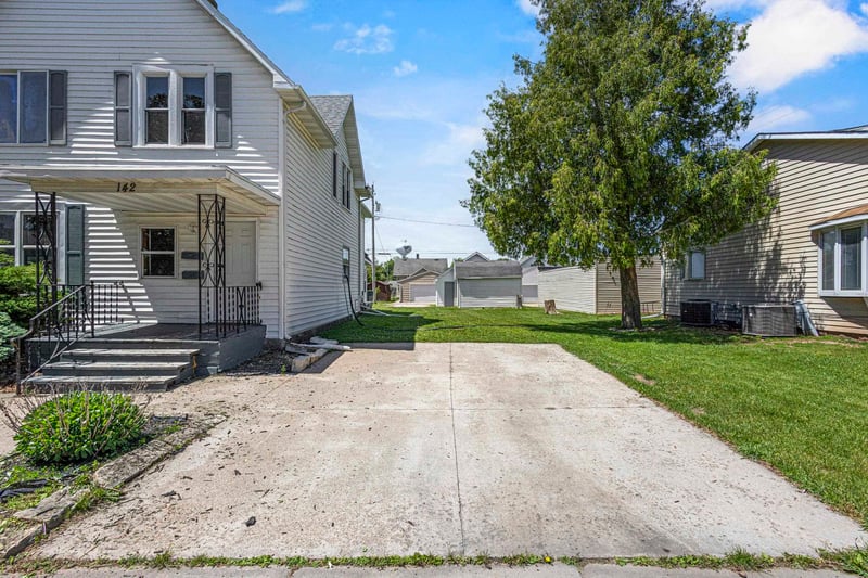 142 Main St, Kimberly, WI 54136