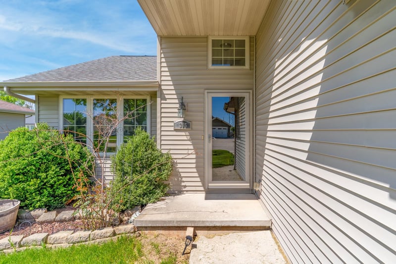 305 Spencer St, Green Bay, WI 54303-5375