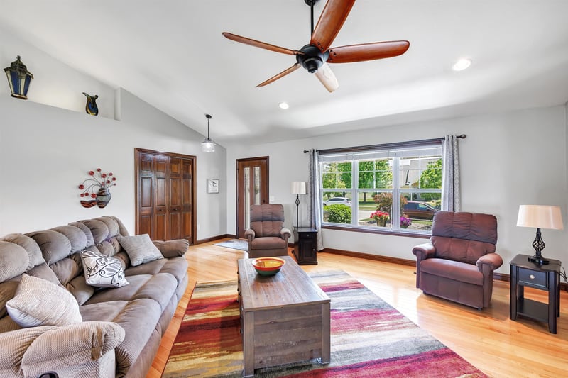 4233 Gaibrielles Gate Dr, Green Bay, WI 54313