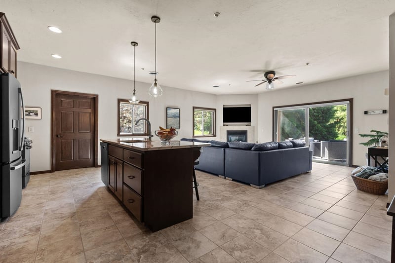 1074 Willis Way, Appleton, WI 54913