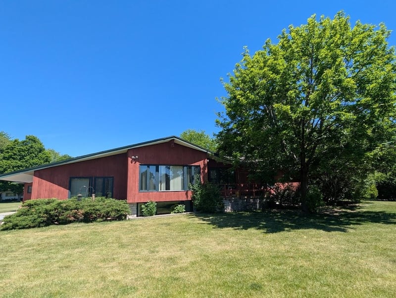 1015 Maricopa Dr, Oshkosh, WI 54904