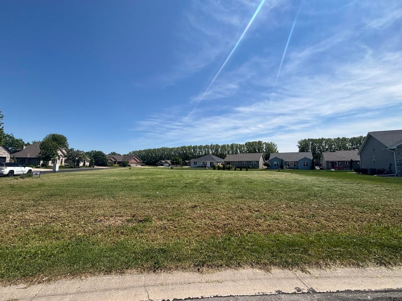 262 Paddy Ct #71, Wrightstown, WI 54180