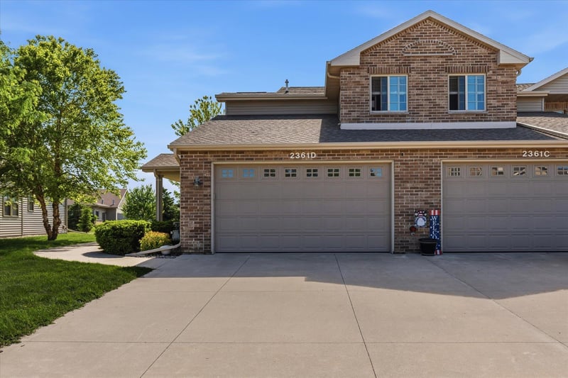 2361 Plank Cir #D, Appleton, WI 54915