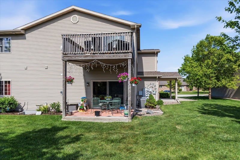 2361 Plank Cir #D, Appleton, WI 54915