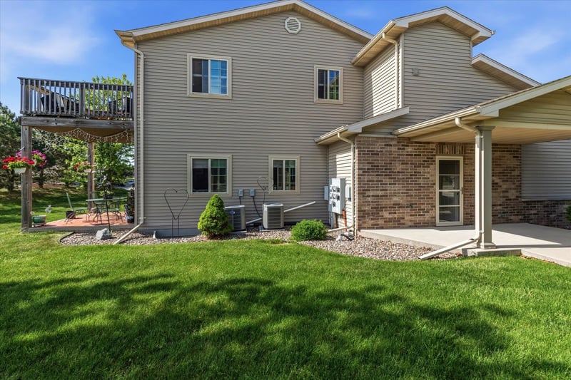 2361 Plank Cir #D, Appleton, WI 54915