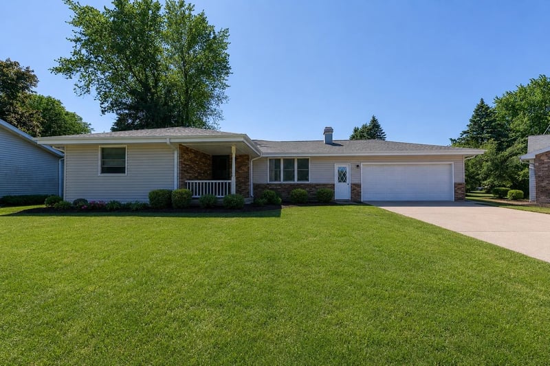 2149 Connies Ct, Appleton, WI 54914