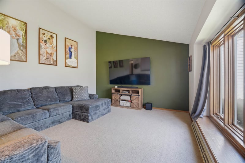 1917 Glendale Ave, Appleton, WI 54911