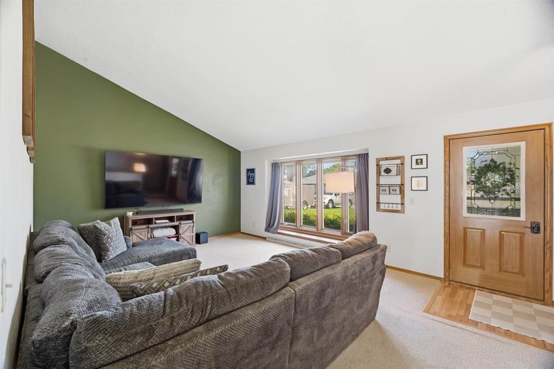 1917 Glendale Ave, Appleton, WI 54911