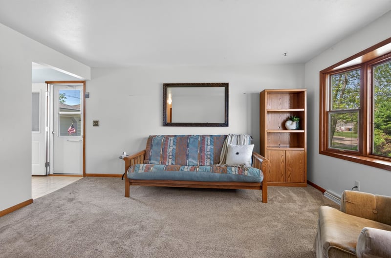 1000 Deerfield Ave, Menasha, WI 54952