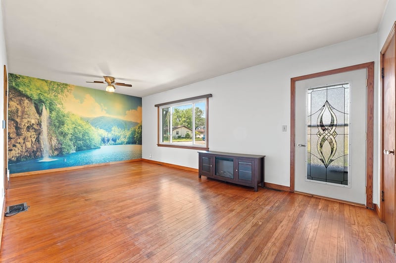 105 4th Ave, Winneconne, WI 54986