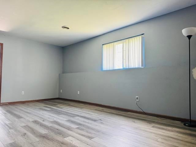 1250 Conrad St, Oshkosh, WI 54904-8402