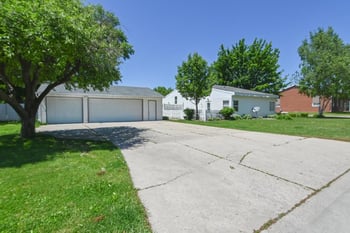 1395 Western Ave, Green Bay, WI 54303