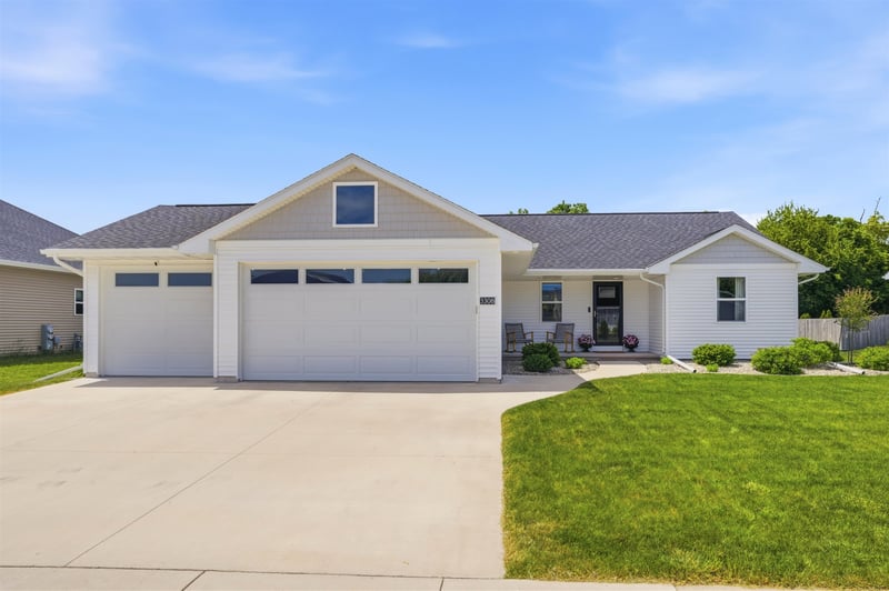 3308 Isaac Ln, Oshkosh, WI 54902-7396