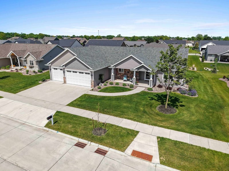 5560 Providence Ave, Appleton, WI 54913