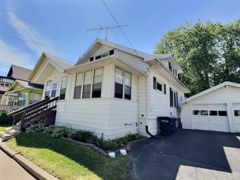 611 Parkway Ave, Oshkosh, WI 54901-4652