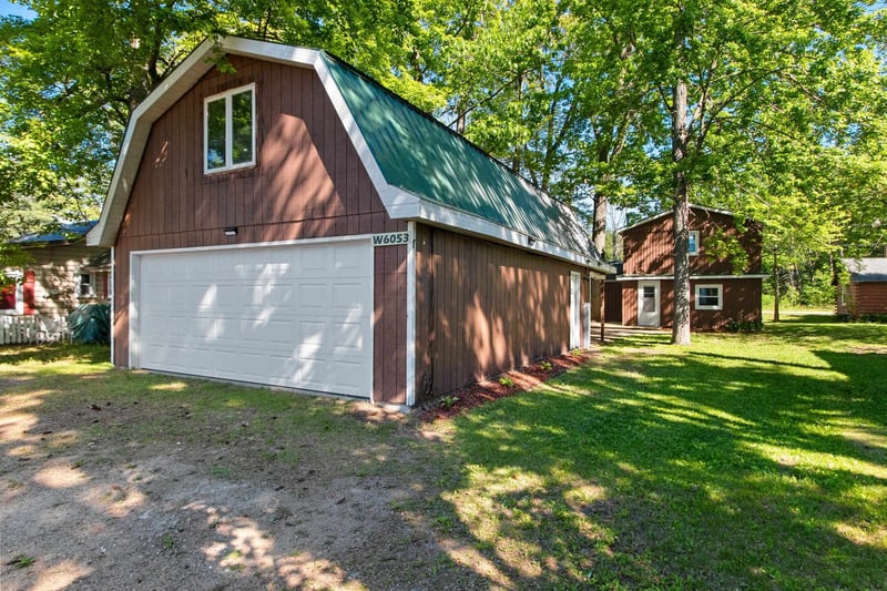 W6053 Lake Dr, Shawano, WI 54166