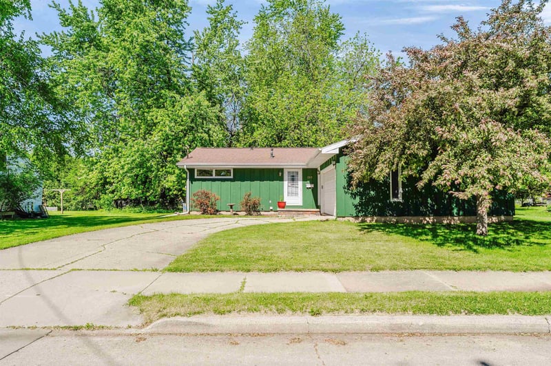 727 Telulah Ave, Appleton, WI 54915
