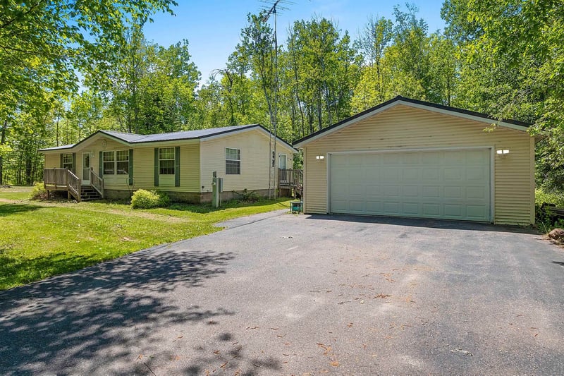 16975 Rolling Hills Ln, Lakewood, WI 54138