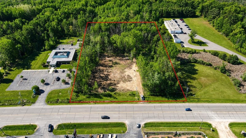 1342 Green Bay St, Shawano, WI 54166