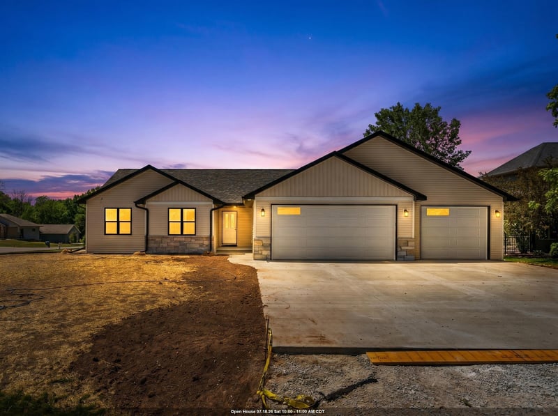 W5168 Natures Way Dr, Sherwood, WI 54169