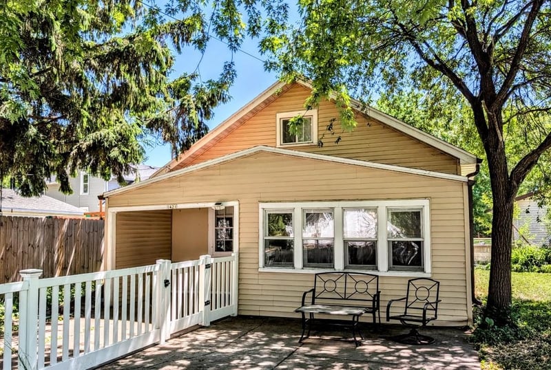 1421 Bent Ave, Oshkosh, WI 54901