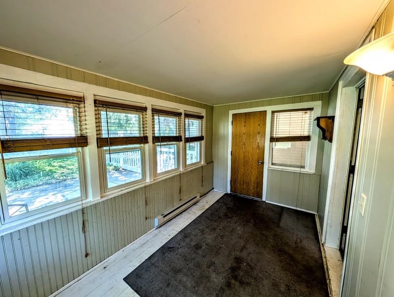 1421 Bent Ave, Oshkosh, WI 54901