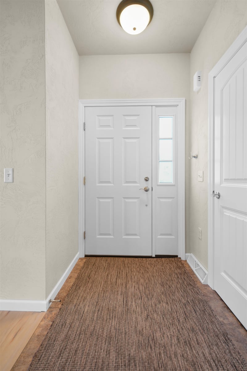 1274 Cameron Cir, Neenah, WI 54956