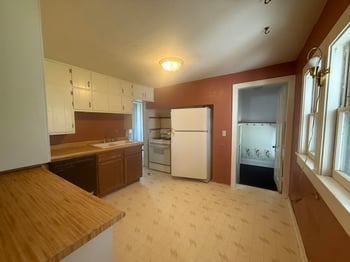1021 Eastman St, Oshkosh, WI 54901